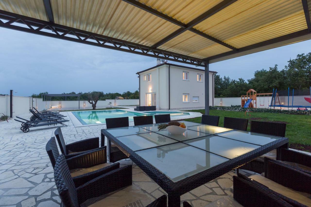 Villa Romansa *